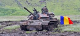 Ups! <strong>Tankista usnul při řízení</strong>, zboural obchod