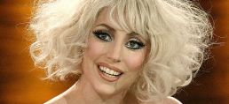 Lady Gaga propaguje bezpečný sex