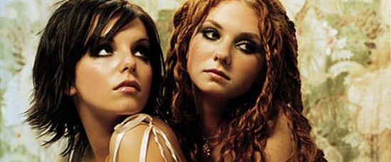 Lesbičky Tatu šokují. Ne sexem, popravou! Lesbičky Tatu šokují. Ne sexem, popravou!