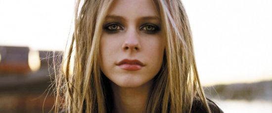 Líčení Avril Lavigne. Známe její triky! Líčení Avril Lavigne. Známe její triky!
