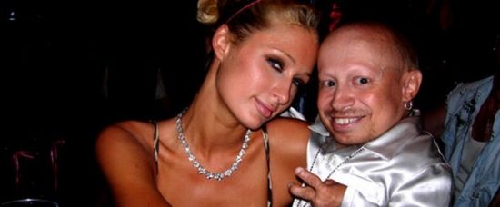 Paris Hilton zachránila trpaslíka