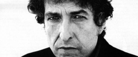 Bob Dylan putuje napříč časem