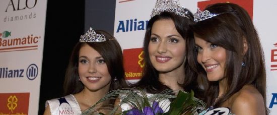Je to jasné. Holky z Moravy jsou hezčí! Je to jasné. Holky z Moravy jsou hezčí!