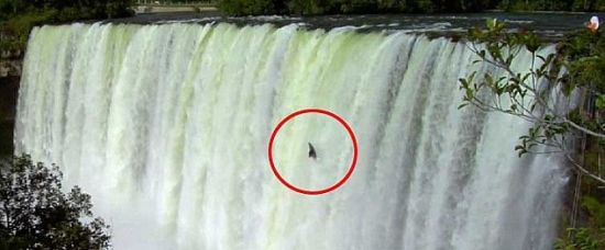 40metrový vodopád na kajaku