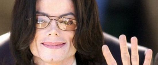 Král popu Michael Jackson zemřel!