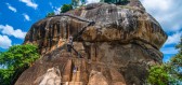 Sigiriya, buddhistické království vystavěné na vulkanickém kameni, je právem považováno za osmý div světa
