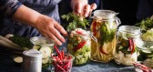 Krátce kvašená zelenina neboli pickles zažívá návrat na náš stůl