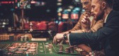 Tikitaka casino dresscode nevyžaduje. Jak se ale obléknout do kasin, kde je nutností?