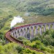 Železniční viadukt z Harryho Pottera skutečně existuje: Kam se za ním vydat?