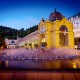 Zpívající fontána a park s miniaturami slavných památek v Mariánských Lázních