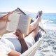 3 knihy, které si musíte zabalit na dovolenou