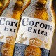 Lidé se zajímají, zda existuje souvislost mezi koronavirem a mexickým Corona pivem