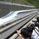Japonský vlak levituje rychlosti 500 km/h