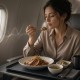 Gastro záhada jídel v letadle: Jak hluk motorů a suchý vzduch mění chutě?