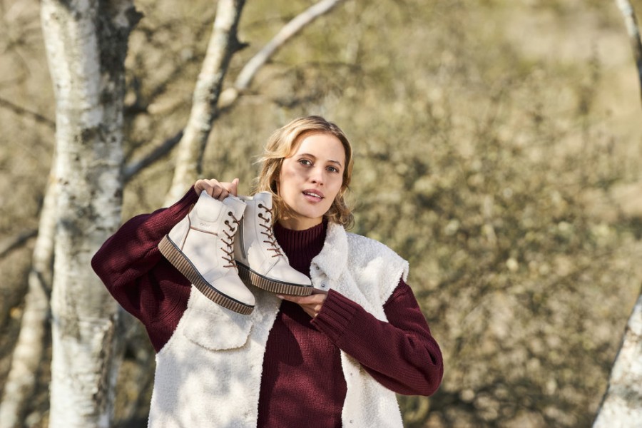 Kotn&iacute;kov&aacute; obuv