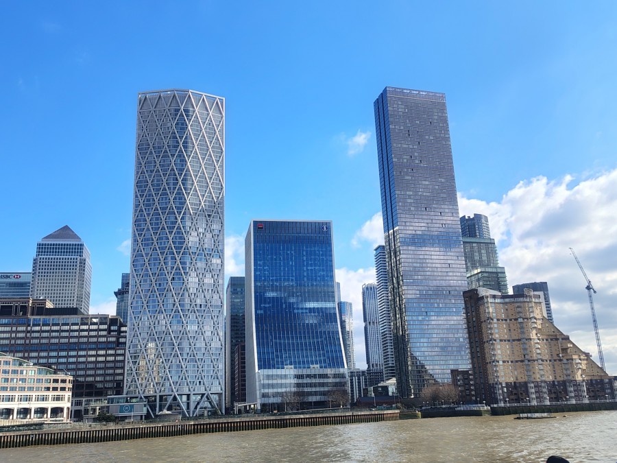 Modern&iacute; čtvrť Canary Wharf